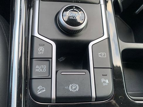 Used 2022 Kia Sorento SX image 15