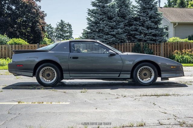 Used 1989 Pontiac Firebird Trans Am RWD image 19