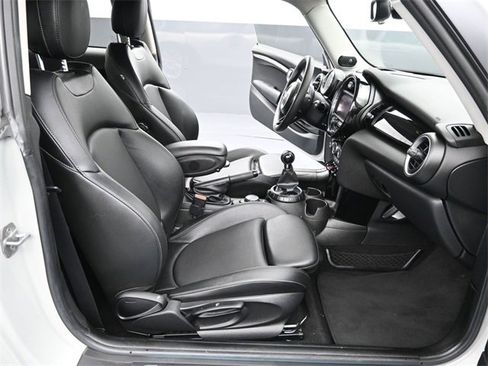 Used 2015 MINI Cooper S image 10