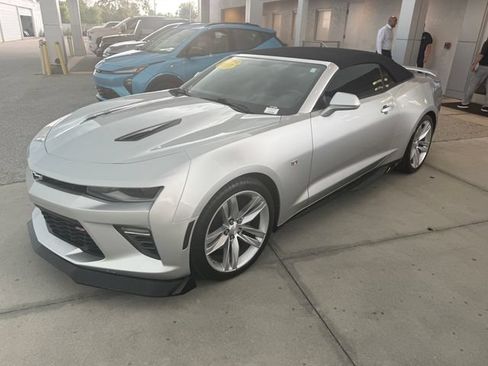 Used 2017 Chevrolet Camaro SS RWD image 6