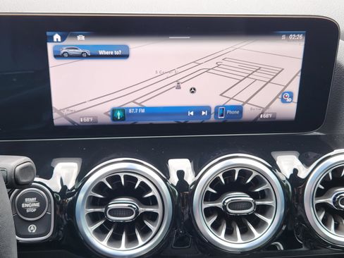 Certified 2025 Mercedes-Benz GLA 250 4MATIC image 16