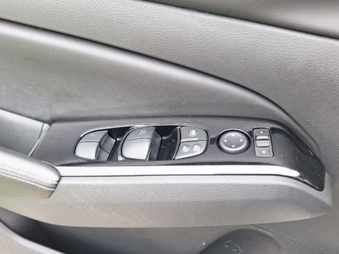 Used 2023 Nissan Altima 2.5 SV image 29