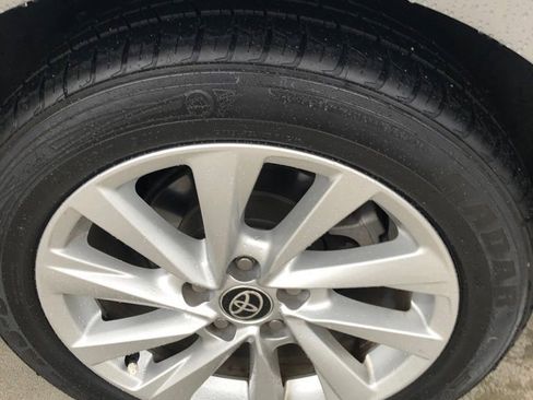 Used 2022 Toyota Camry LE FWD image 16