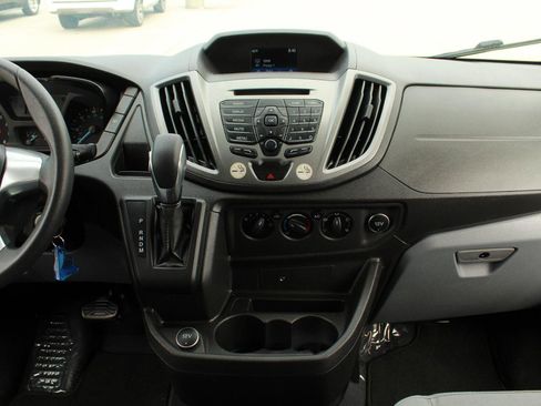 Used 2019 Ford Transit 150 XLT image 19