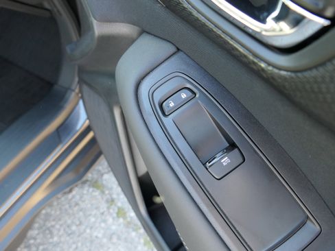 Certified 2025 Subaru Outback Premium image 24