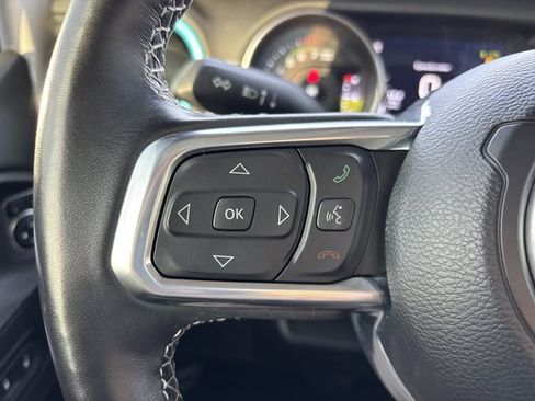 Used 2023 Jeep Wrangler Unlimited Sahara w/ Cold Weather Group image 27