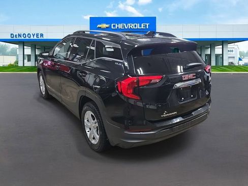 Used 2019 GMC Terrain SLE w/ Driver Convenience Package image 6