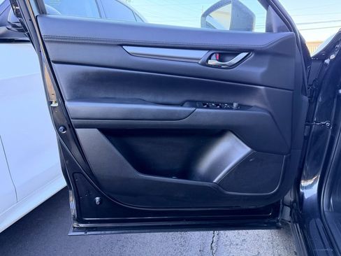 Used 2017 MAZDA CX-5 Touring image 22