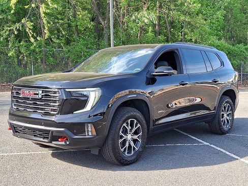 Used 2026 GMC Acadia AT4 w/ Super Cruise Package AWD/4WD image 3