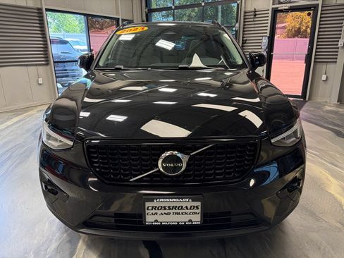 Used 2023 Volvo XC40 B5 Plus w/ Driver Assist Package AWD/4WD image 41