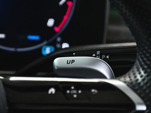 Used 2023 Mercedes-Benz C 43 AMG 4MATIC Sedan image 47