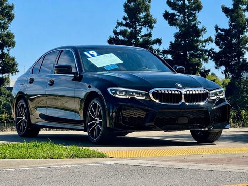 Used 2019 BMW 330i Sedan w/ Convenience Package RWD image 1