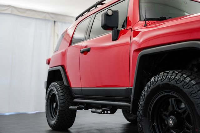 Used 2012 Toyota FJ Cruiser 4WD w/ Upgrade Pkg II image 32