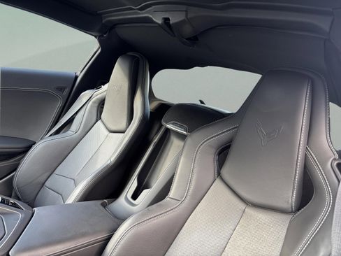 Used 2024 Chevrolet Corvette Stingray Coupe w/ Z51 Performance Package image 16