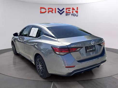 Used 2023 Nissan Sentra S FWD image 3