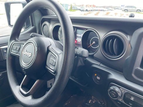 Used 2023 Jeep Wrangler Sport image 25