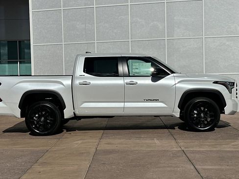 Used 2025 Toyota Tundra Limited image 3
