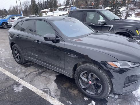 Used 2021 Jaguar F-PACE S image 2