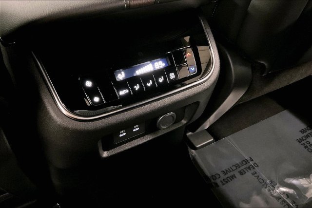 New 2026 Nissan Armada SL w/ Captain's Chari Seat Package AWD/4WD image 23
