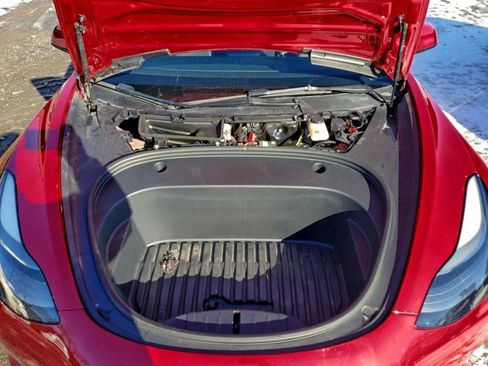 Used 2023 Tesla Model 3 Standard Range image 9