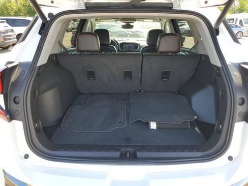 Certified 2023 GMC Terrain AT4 AWD/4WD image 39