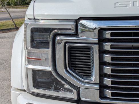 Used 2021 Ford F450 Limited w/ FX4 Off-Road Package AWD/4WD image 10