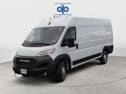 Used 2023 RAM ProMaster 3500 w/ Convenience Group image 2