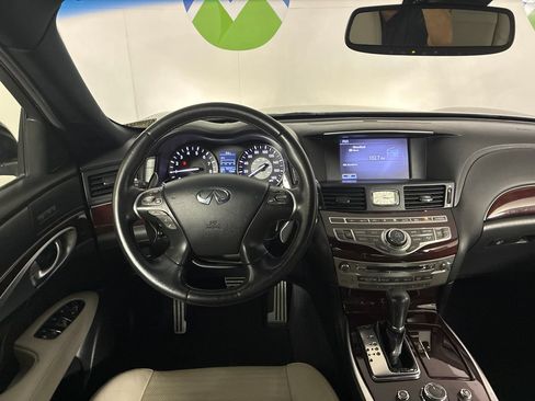 Used 2015 INFINITI Q70 3.7 w/ Sport Package AWD/4WD image 8