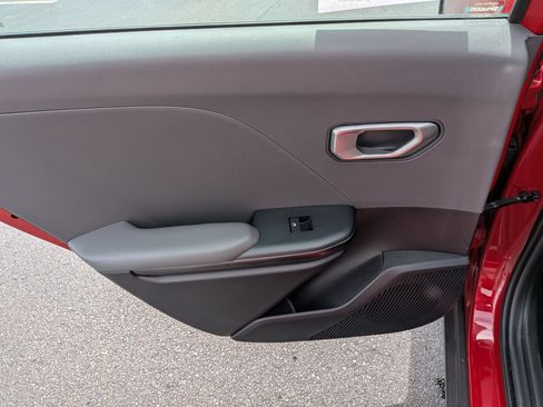 Used 2025 Kia K4 FWD image 26