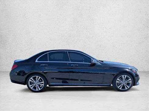 Used 2020 Mercedes-Benz C 300 Sedan image 4