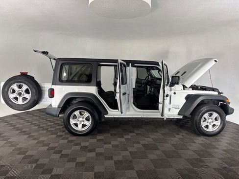 Used 2020 Jeep Wrangler Unlimited Sport S image 12
