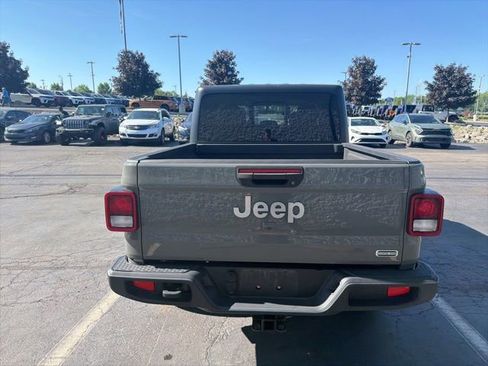 Used 2021 Jeep Gladiator Overland w/ Popular Equipment Package AWD/4WD image 5