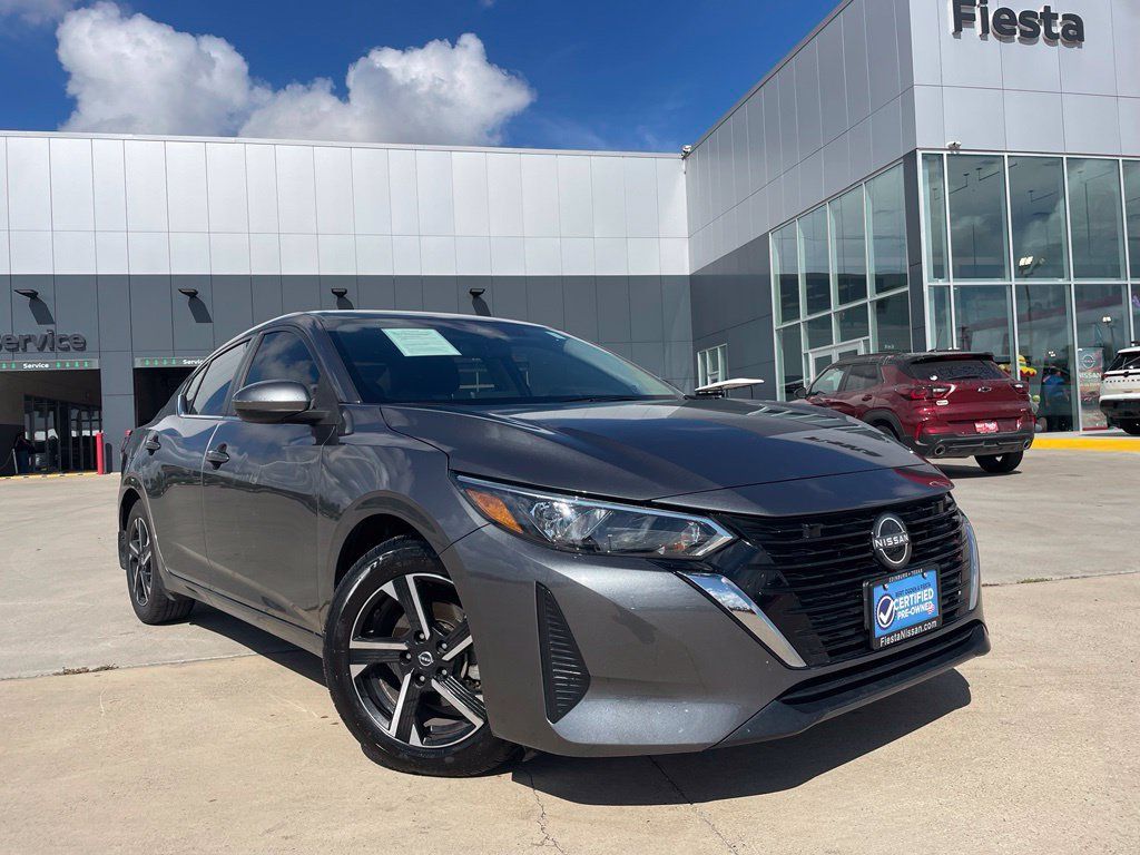 Certified 2025 Nissan Sentra SV FWD 360° Tour