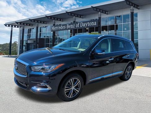 Used 2019 INFINITI QX60 Luxe w/ Essential Package image 8