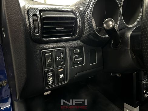 Used 2003 Toyota MR2 image 39