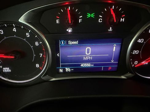 Used 2022 GMC Acadia SLE w/ Driver Convenience Package image 20