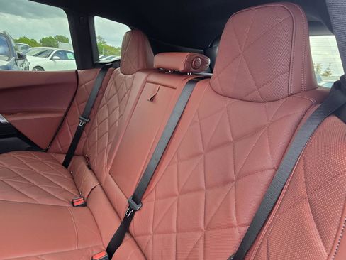 New 2026 BMW iX xDrive60 w/ M Sport Package image 8