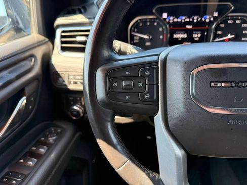 Used 2021 GMC Yukon Denali AWD/4WD image 16