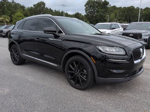 Used 2023 Lincoln Nautilus Reserve w/ Monochromatic Package FWD image 2