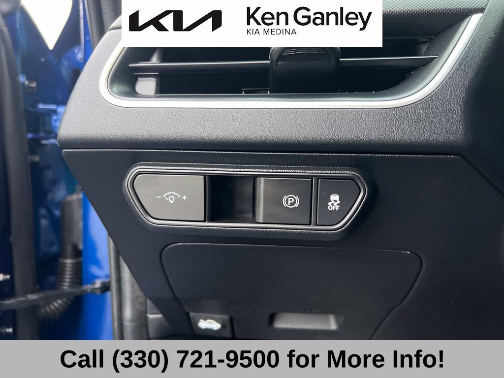 Certified 2025 Kia K4 FWD image 27