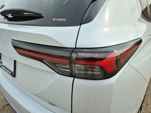 New 2026 Mitsubishi Outlander SE AWD/4WD image 11