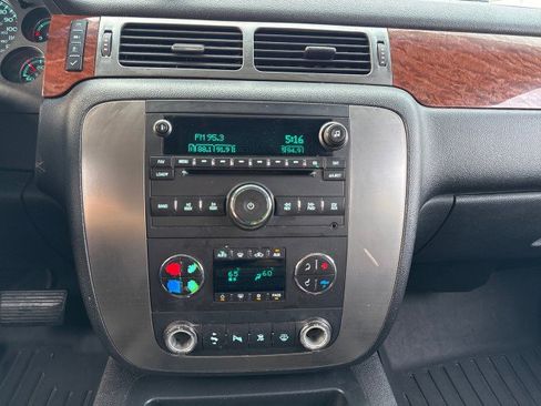 Used 2007 GMC Yukon XL SLT w/ SLT Preferred Equipment Group image 30