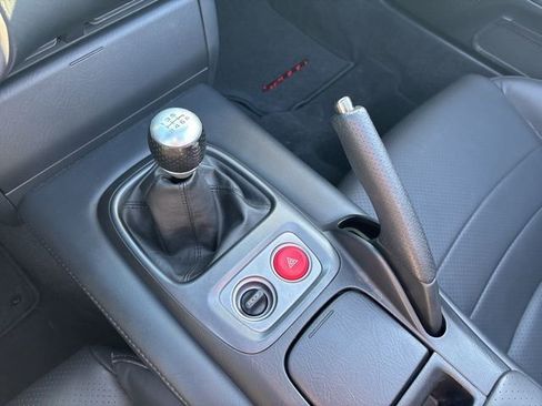 Used 2002 Honda S2000 image 25