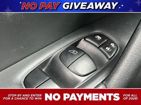 Used 2020 Nissan Rogue S image 21