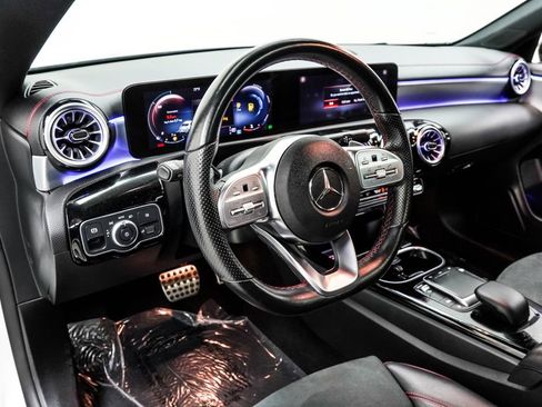 Used 2022 Mercedes-Benz CLA 250 image 20