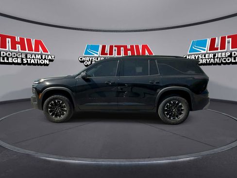 Used 2025 Chevrolet Traverse Z71 w/ LPO, Floor Liner Package image 5