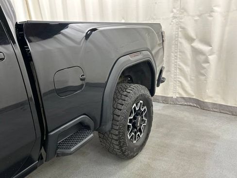 Used 2024 GMC Sierra 2500 AT4X AWD/4WD image 27