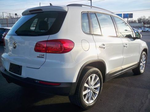 Used 2017 Volkswagen Tiguan Limited w/ Premium Package image 3