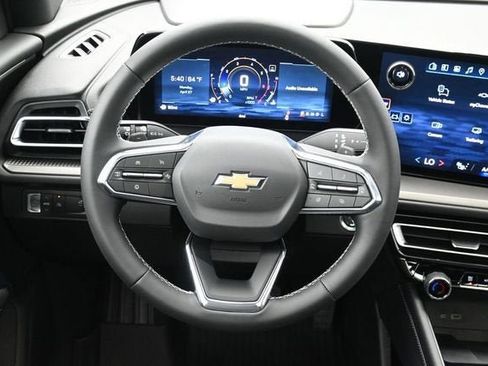 New 2026 Chevrolet Traverse LT FWD image 25