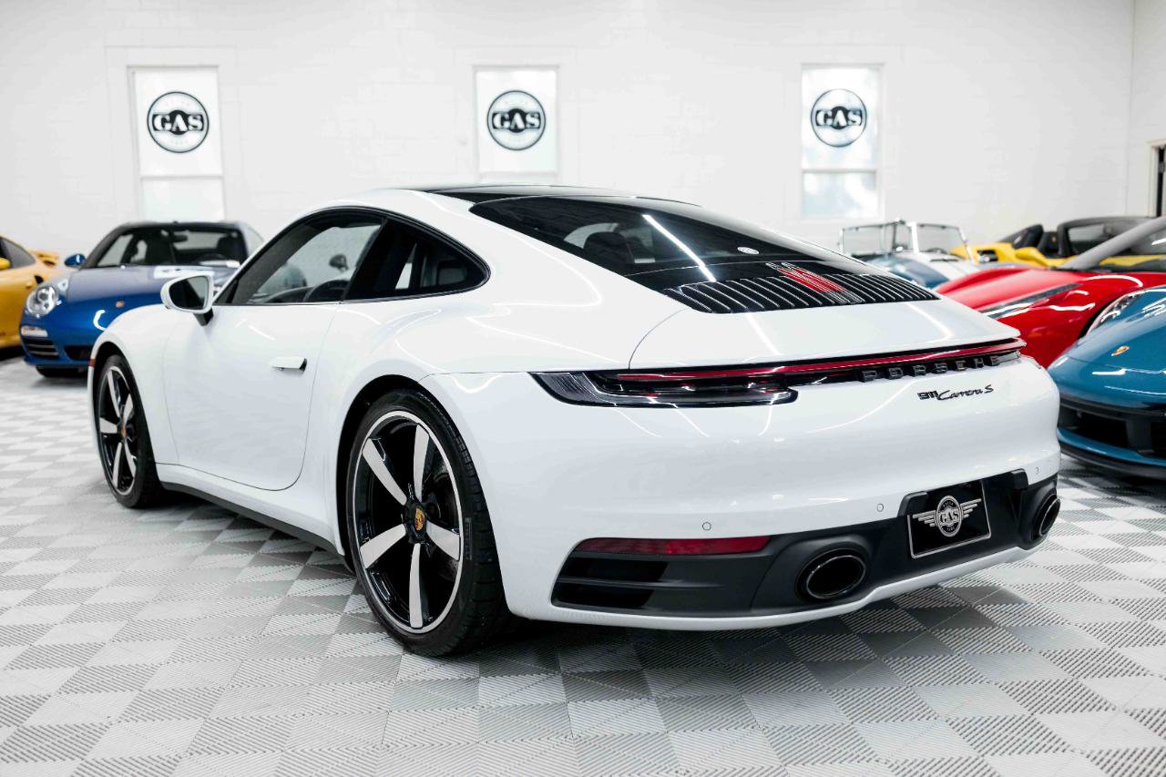 Used 2022 Porsche 911 Carrera S RWD image 9